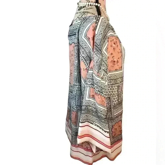 Oddy Womens 1XL Multicolor Blouse Abstract Print Tie Bottom NWT USA Made - Picture 2 of 7